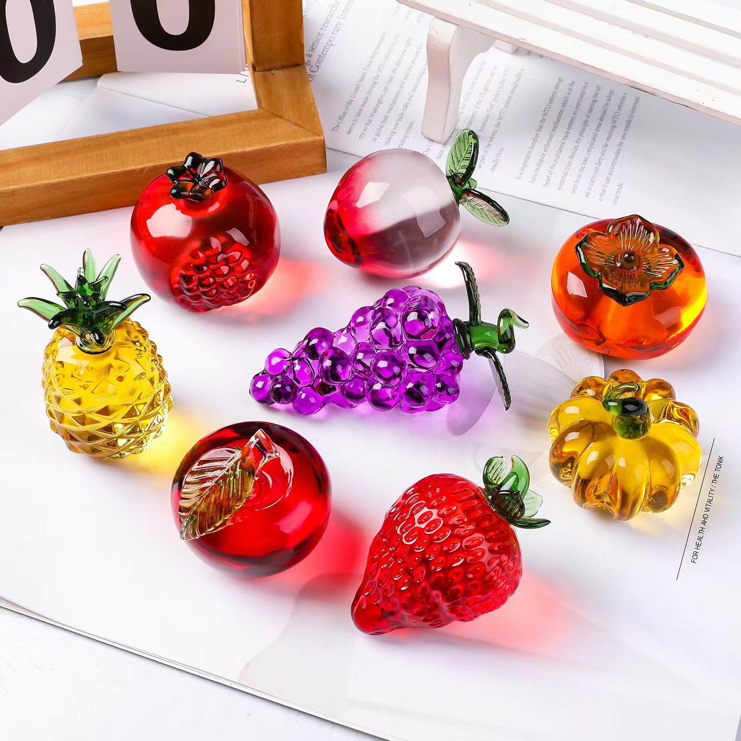 Paper Weight Crystal - Kristallfrucht-Briefbeschwerer mit Diamant, Naturstein, Glas, Kunsthandwerk,